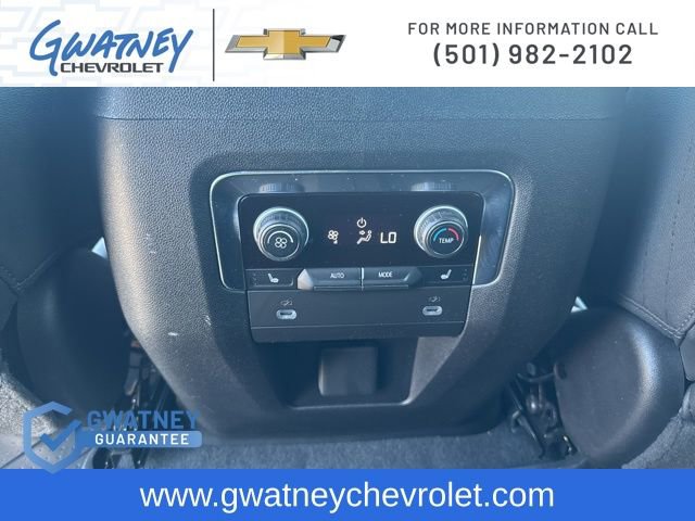 Used 2024 Chevrolet Tahoe Z71 w/ Luxury Package image 32