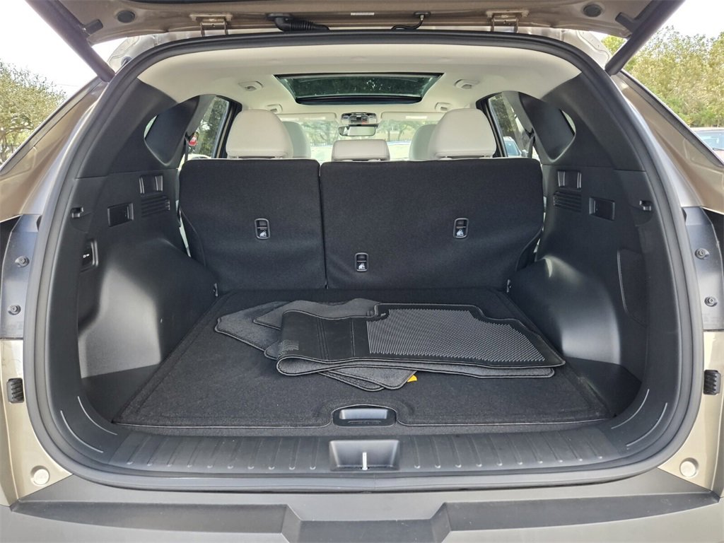 Certified 2025 Hyundai Tucson Limited image 14