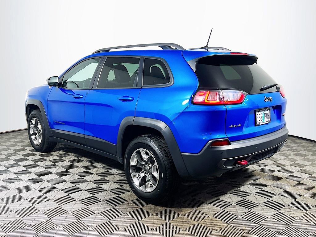 Used 2019 Jeep Cherokee Trailhawk image 5