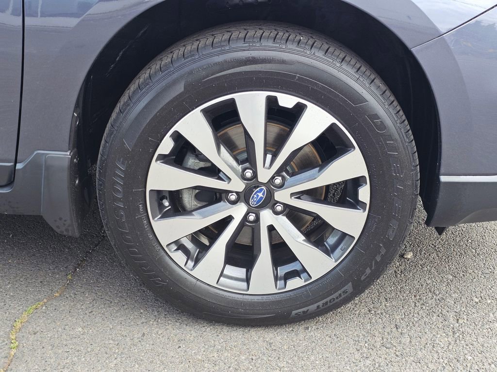 Used 2017 Subaru Outback 3.6R Limited AWD/4WD image 9