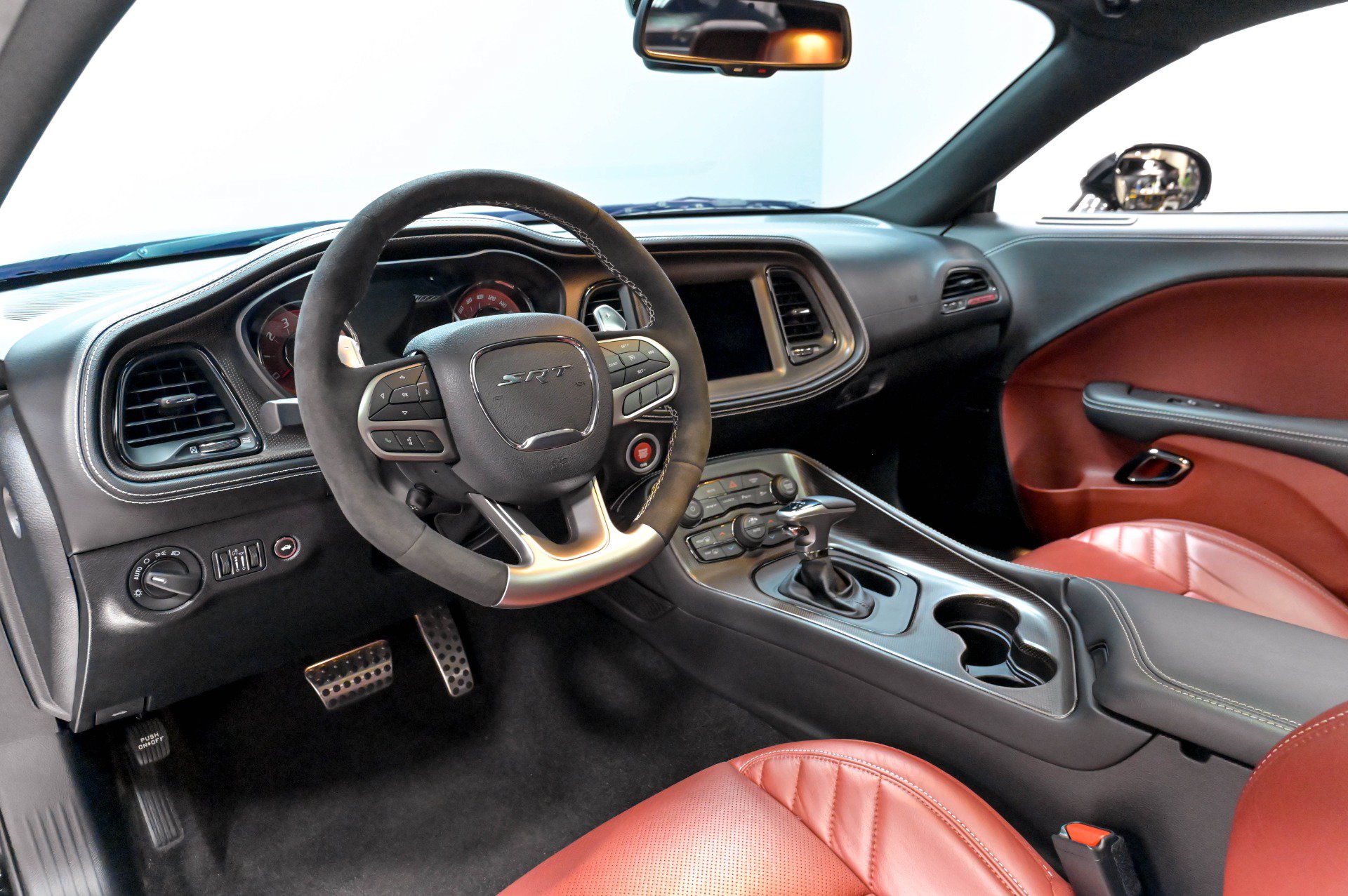 Used 2023 Dodge Challenger SRT Hellcat RWD image 10