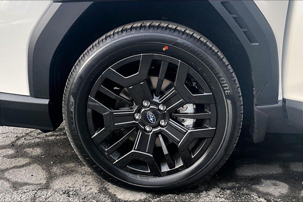 New 2026 Subaru Outback Limited XT AWD/4WD image 9