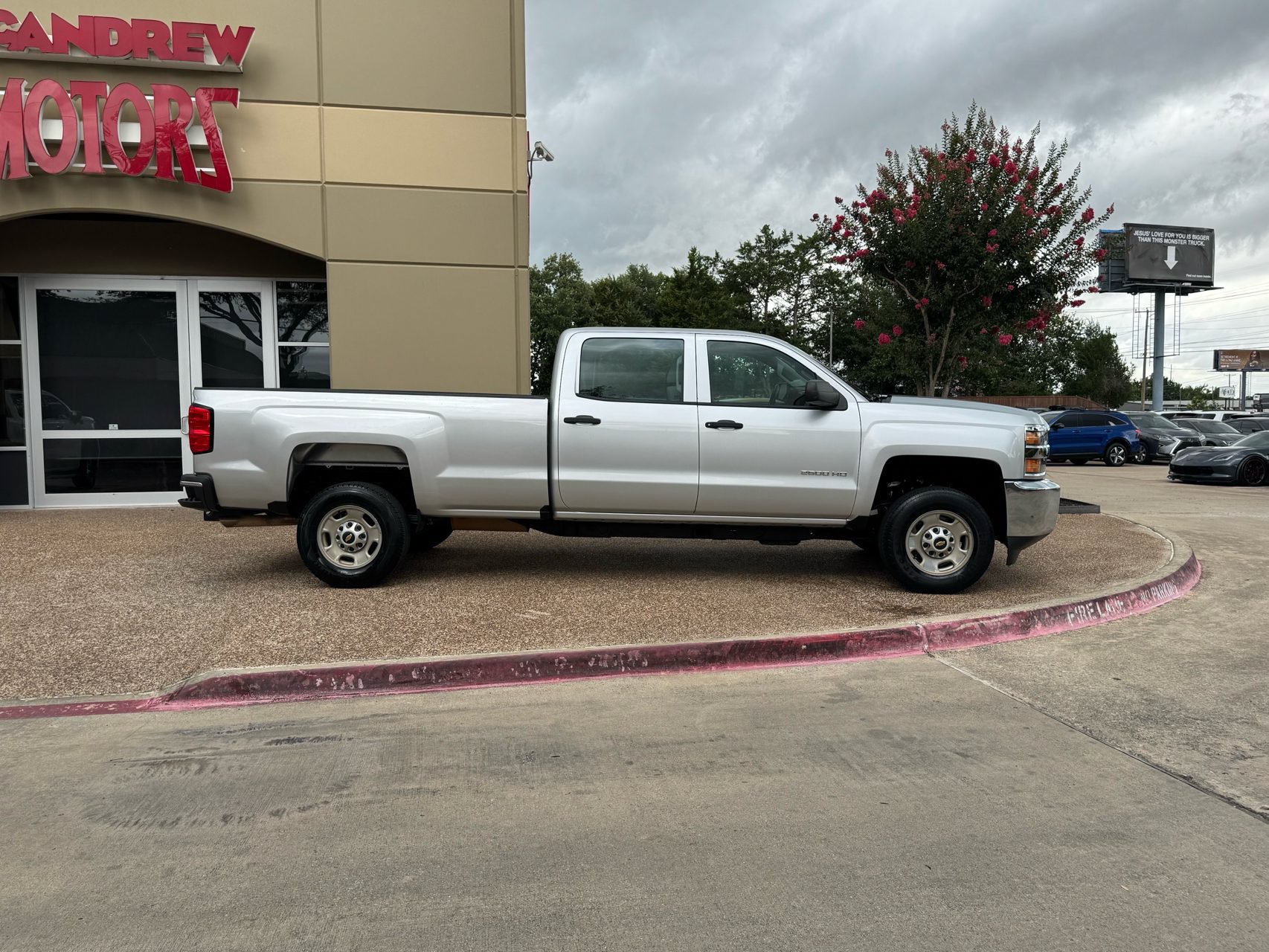 Used 2018 Chevrolet Silverado 2500 W/T RWD image 8