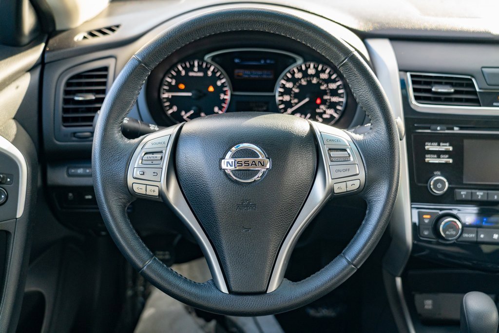 Used 2015 Nissan Altima 2.5 SV image 12
