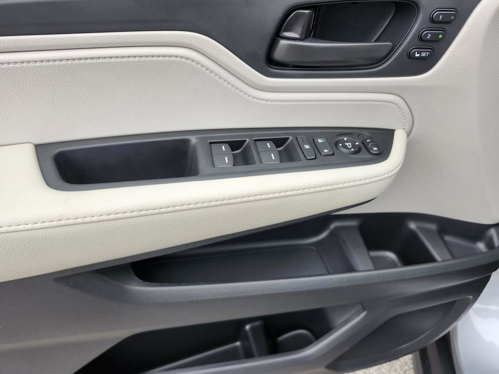New 2026 Honda Odyssey EX-L image 15
