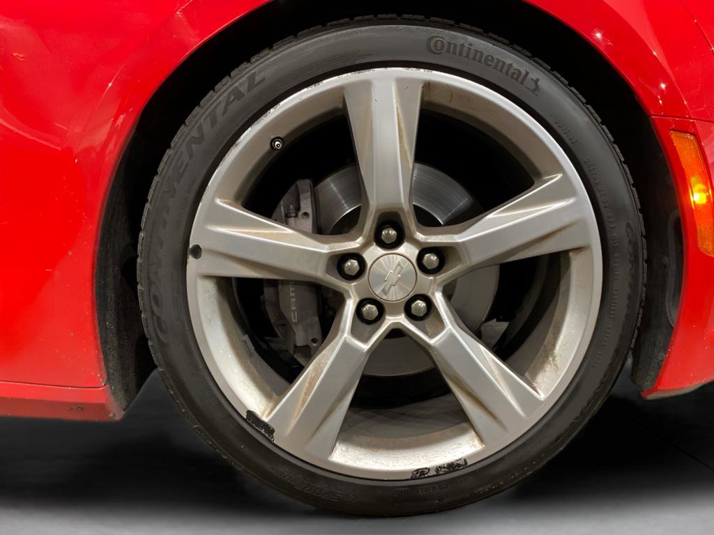 Used 2018 Chevrolet Camaro SS image 19