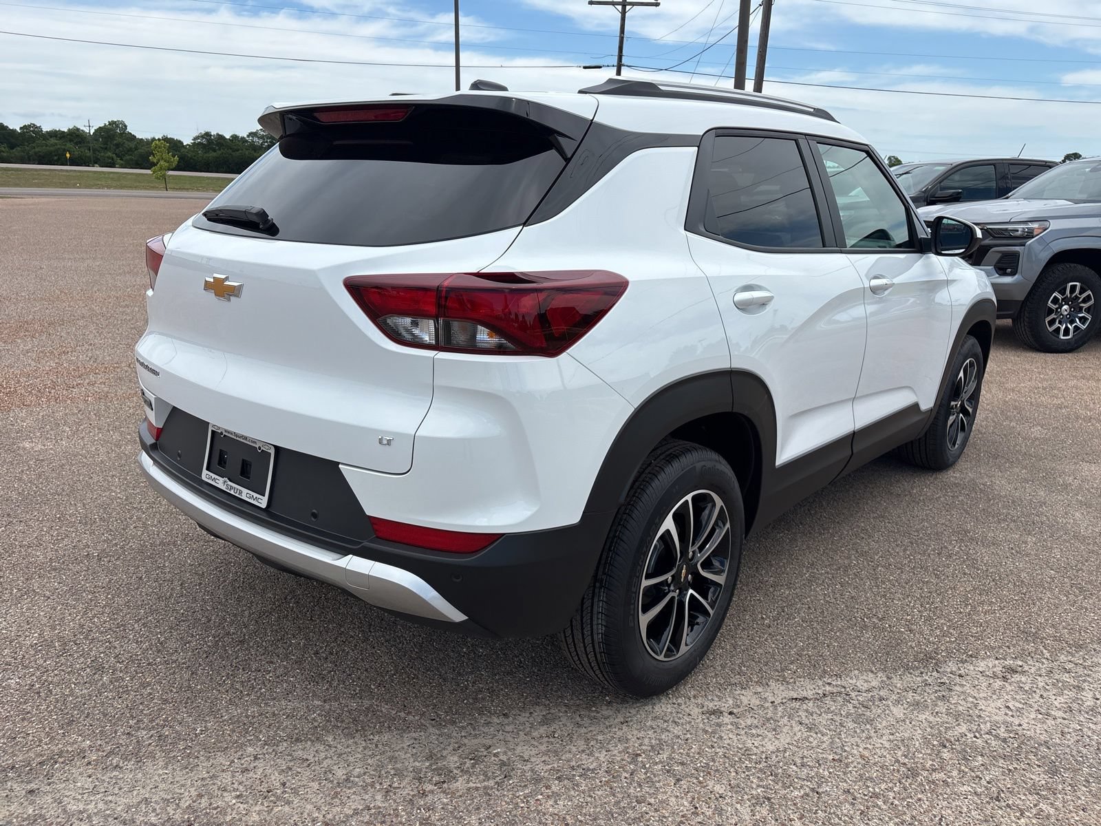 New 2026 Chevrolet TrailBlazer LT w/ Convenience Package FWD image 6