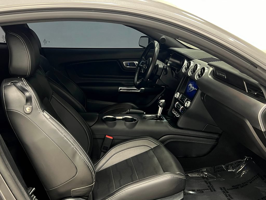 Used 2022 Ford Mustang GT Premium w/ Equipment Group 401A RWD image 34