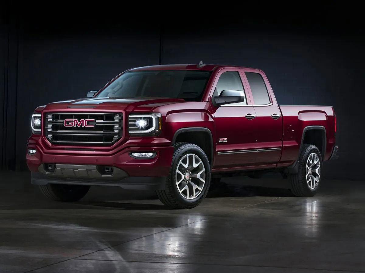 Used 2022 GMC Sierra 1500 Denali w/ Denali Reserve Package AWD/4WD image 1