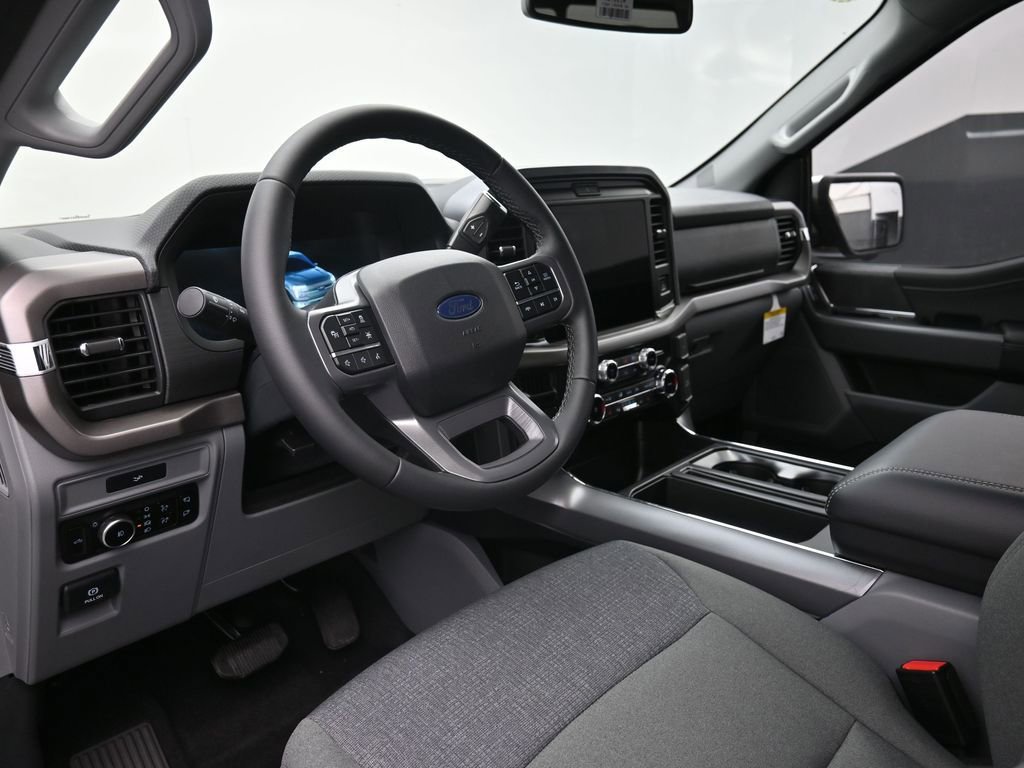 New 2026 Ford F150 XLT w/ Equipment Group 302A MID RWD image 18