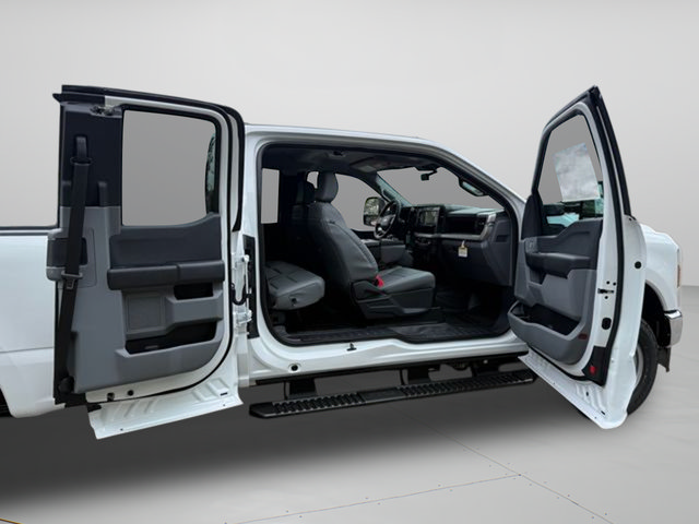 New 2026 Ford F350 XL w/ FX4 Off-Road Package AWD/4WD image 8