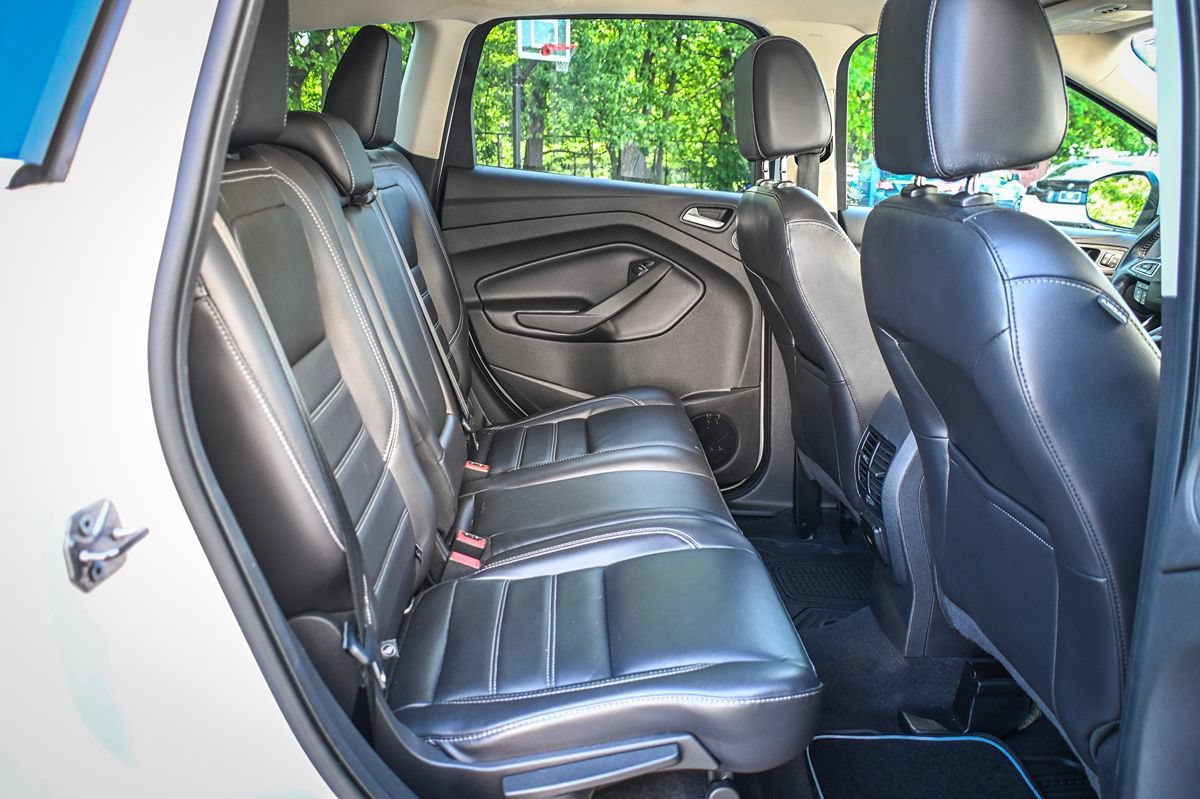 Used 2017 Ford Escape Titanium AWD/4WD image 15