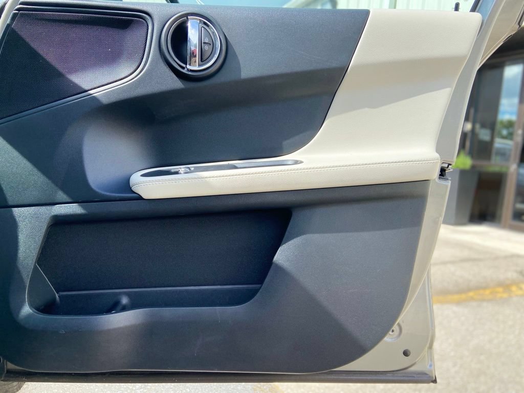 Used 2018 MINI Cooper Countryman FWD image 16