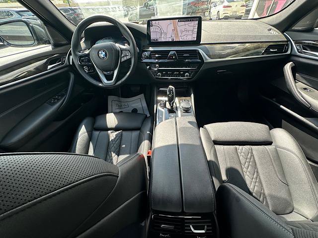 Used 2023 BMW 530i xDrive w/ Premium Package AWD/4WD image 21