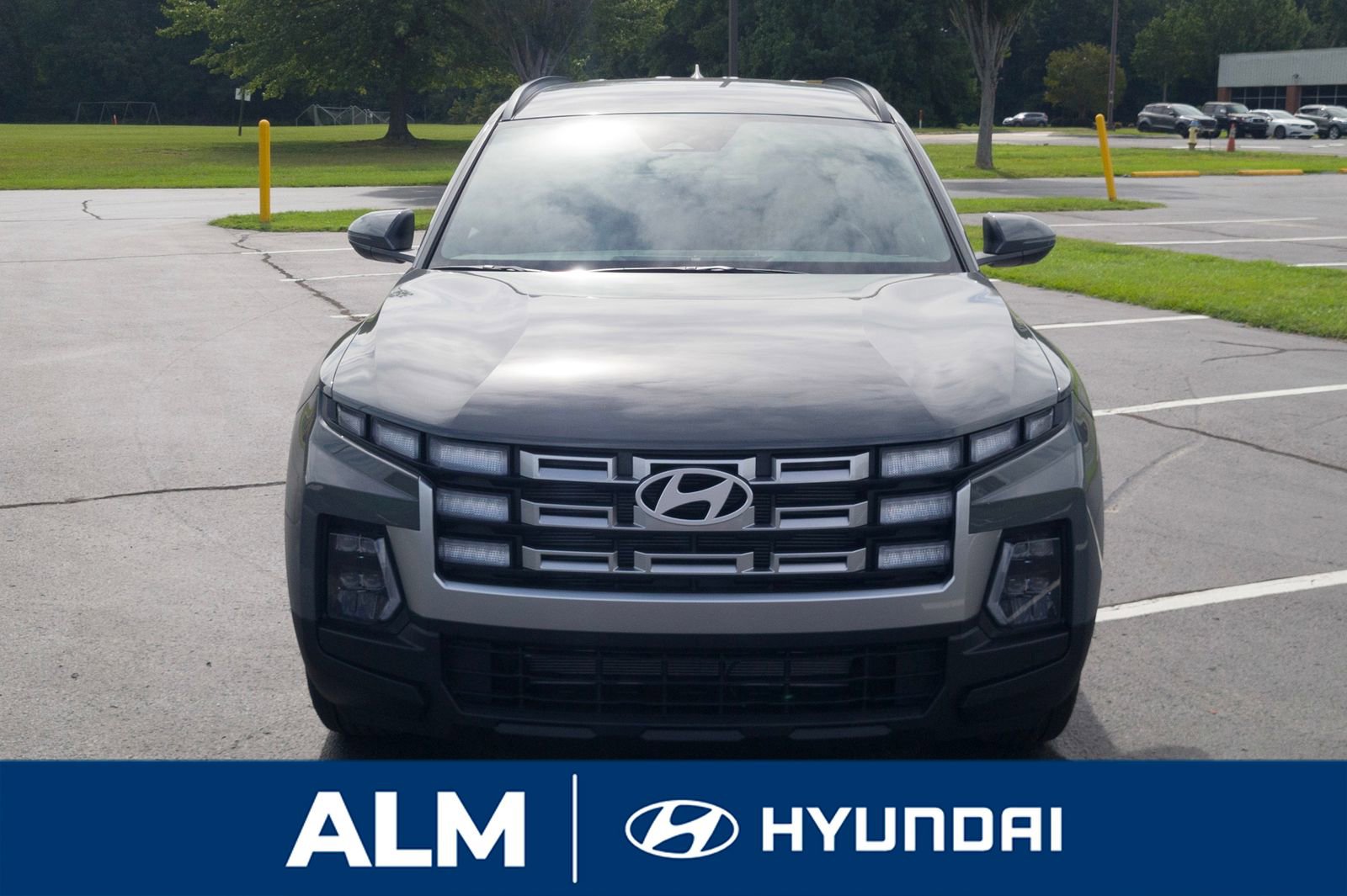 New 2025 Hyundai Santa Cruz SEL image 2