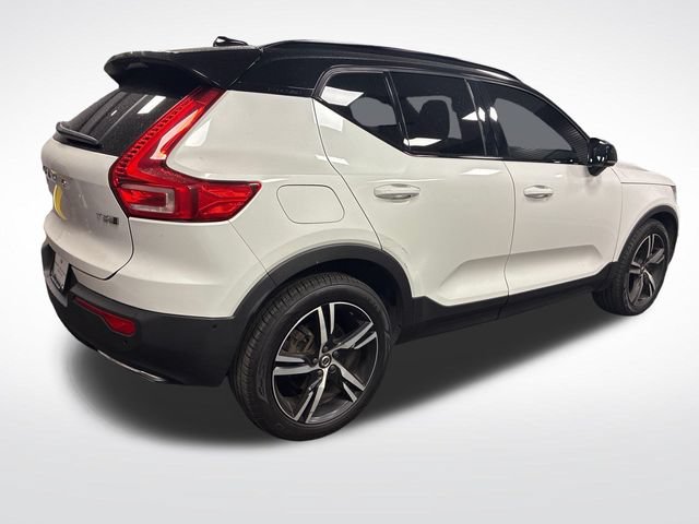 Used 2019 Volvo XC40 T5 R-Design AWD/4WD image 5