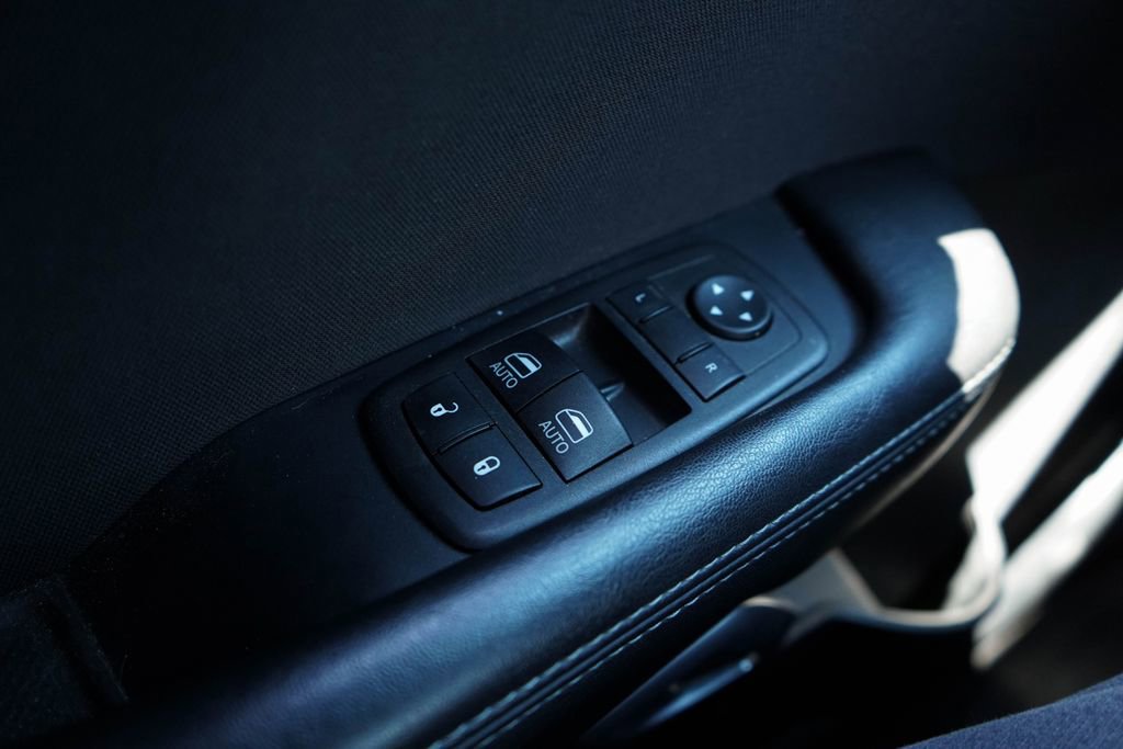 Used 2023 Dodge Challenger R/T w/ Blacktop Package image 27