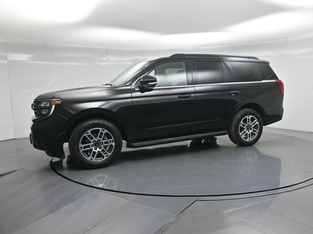 Certified 2025 Ford Expedition Active AWD/4WD image 31