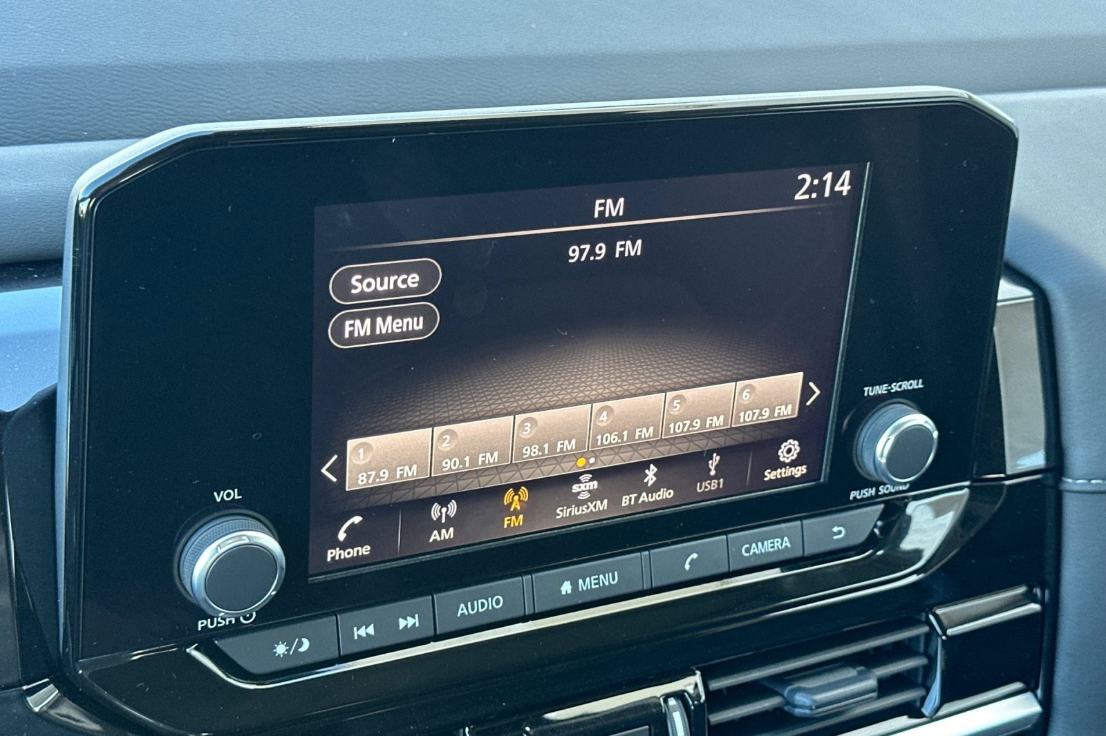 New 2025 Nissan Pathfinder SV image 16