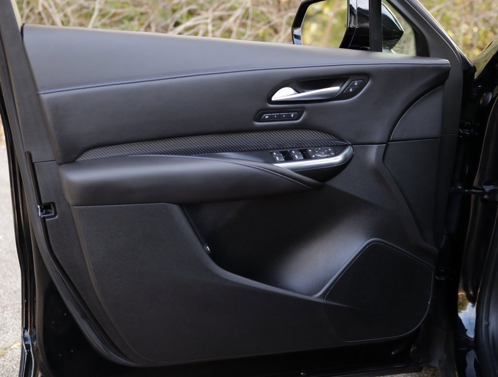 Certified 2024 Cadillac XT4 Sport image 26