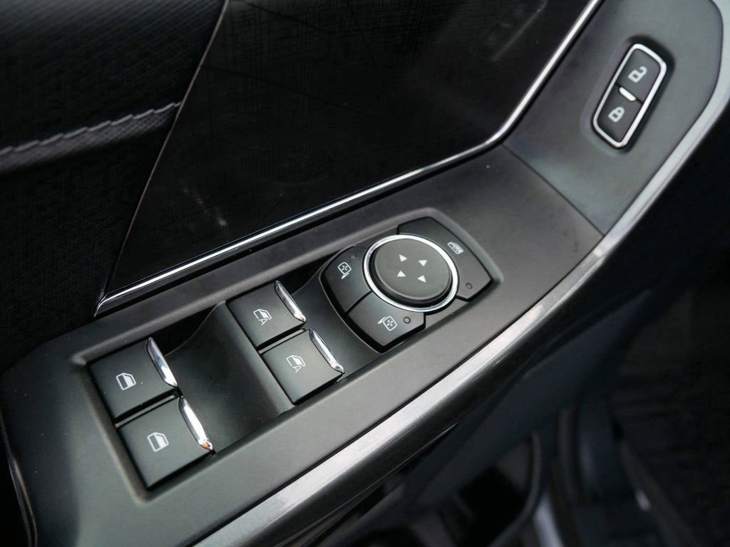 Used 2022 Ford F150 XLT w/ Equipment Group 302A High image 10