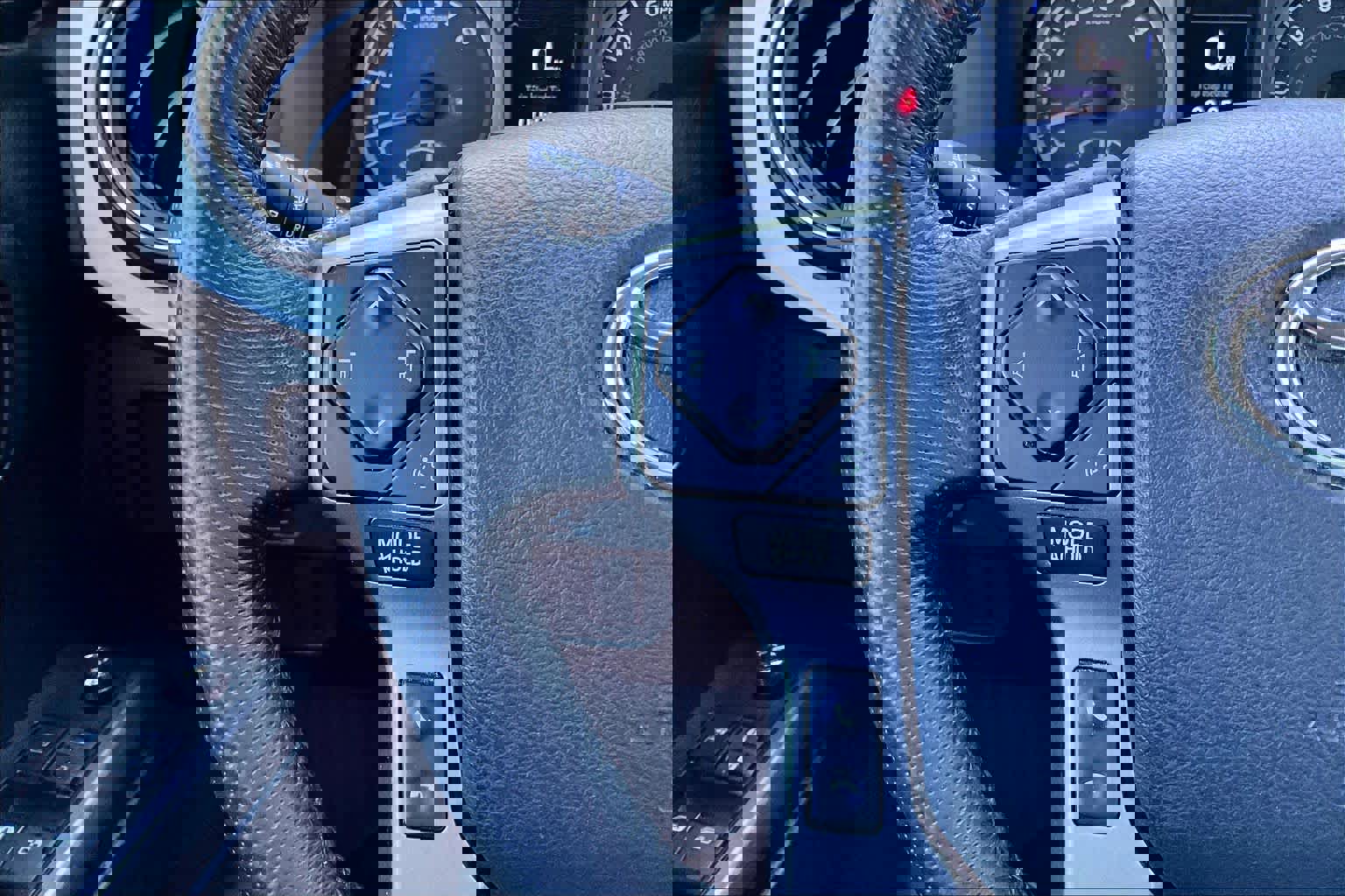 Used 2017 Toyota Tacoma SR5 w/ Tow Package image 24