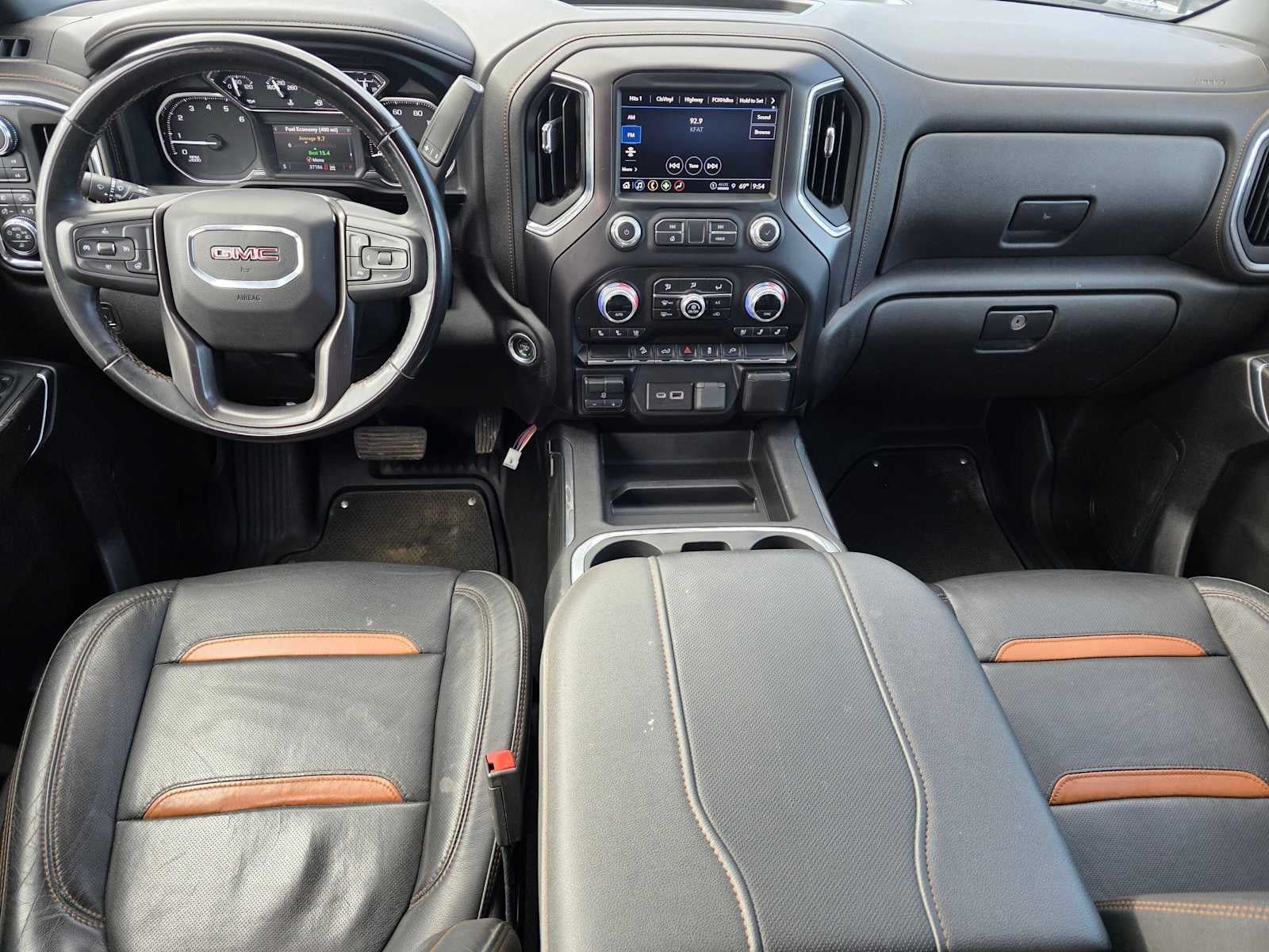 Used 2023 GMC Sierra 2500 AT4 w/ Snow Plow Prep/Camper Package AWD/4WD image 18