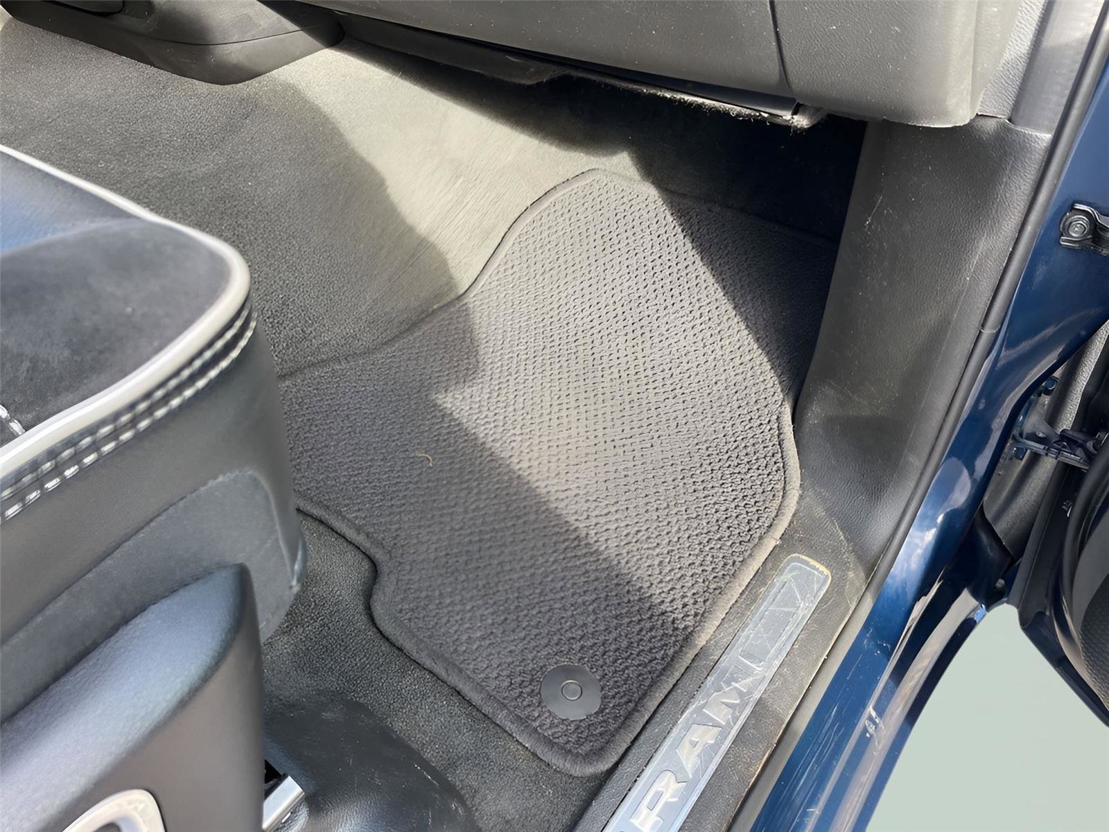 Used 2022 RAM 1500 Laramie image 42