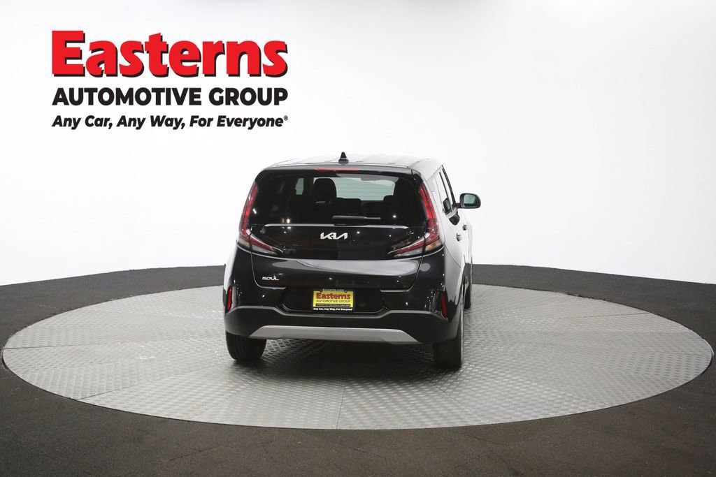 Used 2023 Kia Soul LX image 58