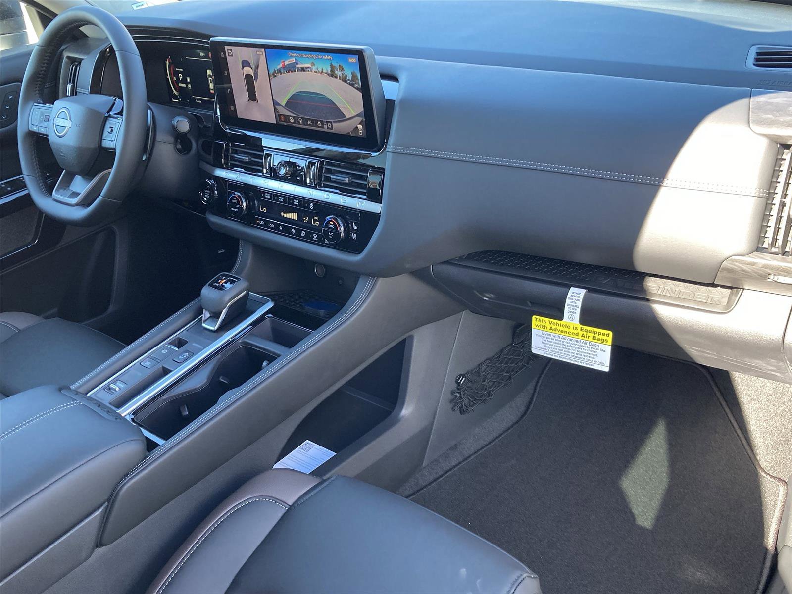 New 2026 Nissan Pathfinder Platinum image 30