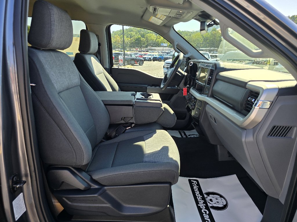 New 2025 Ford F350 XLT w/ XLT Value Package image 12