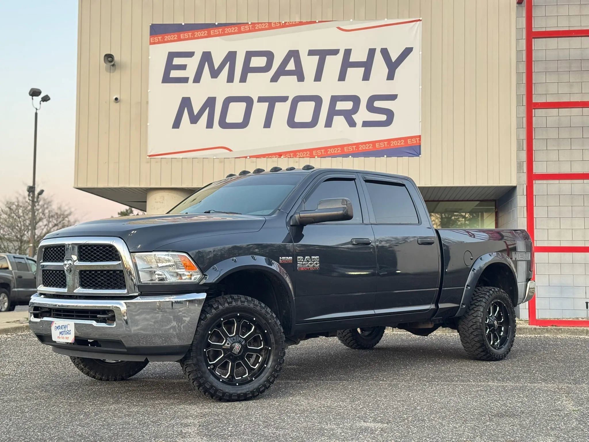 Used 2015 RAM 2500 Tradesman w/ Chrome Appearance Group AWD/4WD image 1