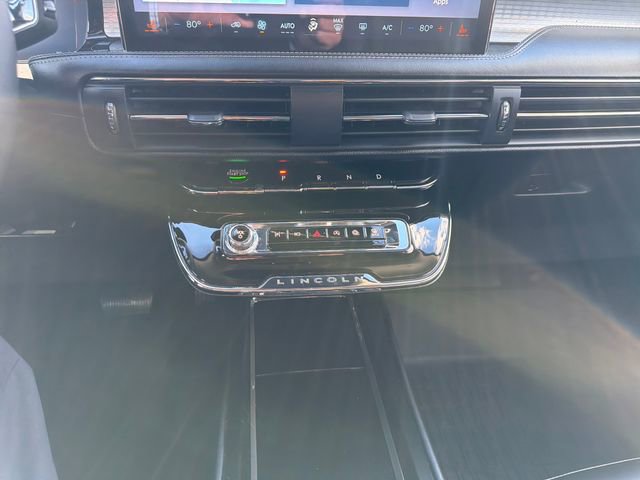 Certified 2024 Lincoln Corsair AWD image 22