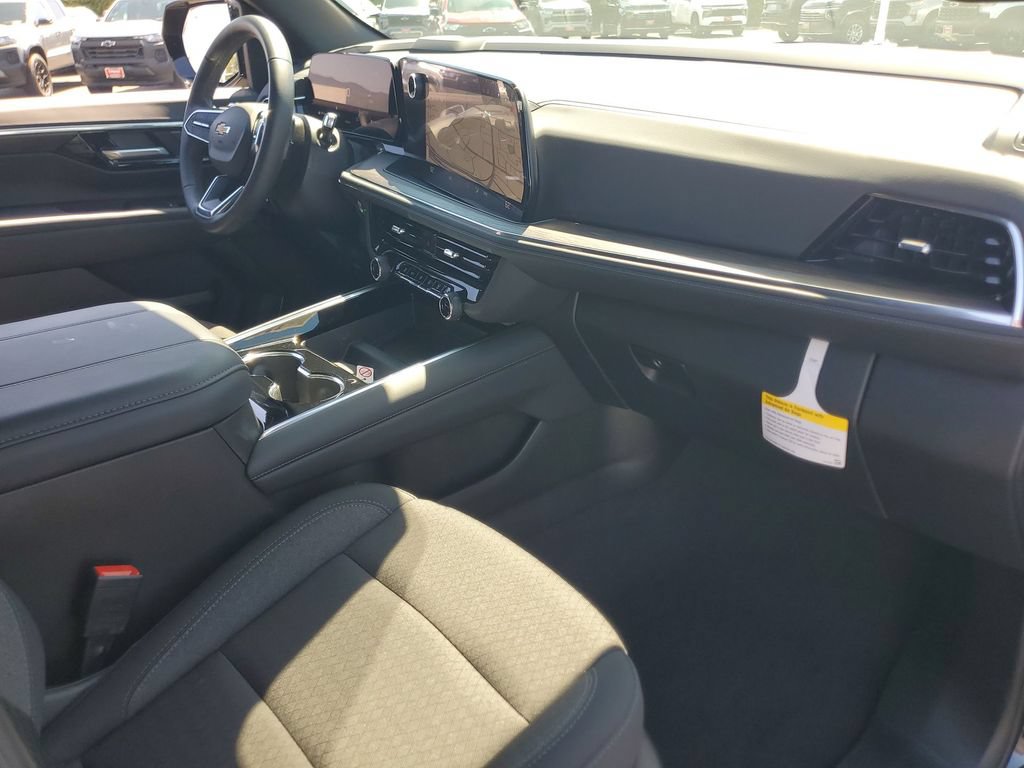 Used 2026 Chevrolet Tahoe LS RWD image 28