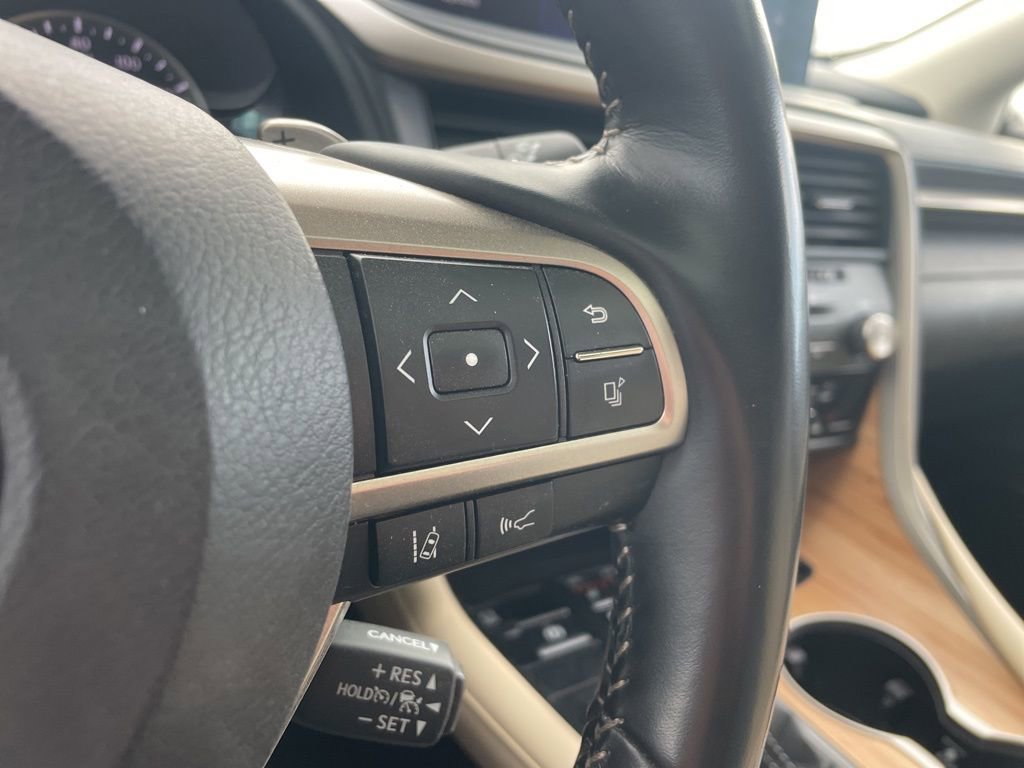 Used 2021 Lexus RX 350L Premium w/ Premium Package image 42