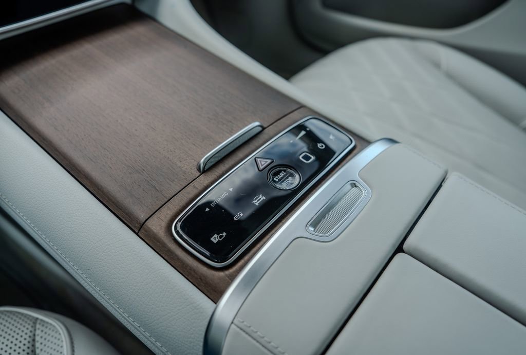 Used 2023 Mercedes-Benz EQS 580 4MATIC Sedan image 22