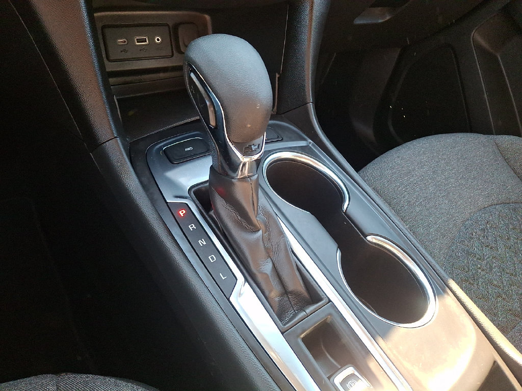 Used 2024 Chevrolet Equinox LT AWD/4WD image 16