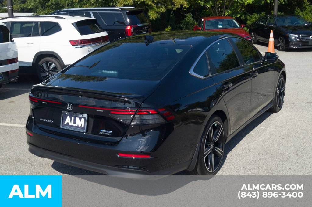 Used 2025 Honda Accord Sport image 5