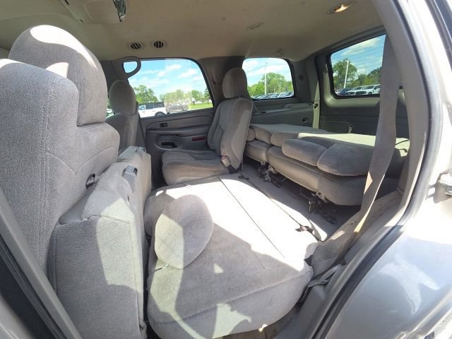 Used 2006 Chevrolet Tahoe LS w/ Smart Select Package RWD image 18
