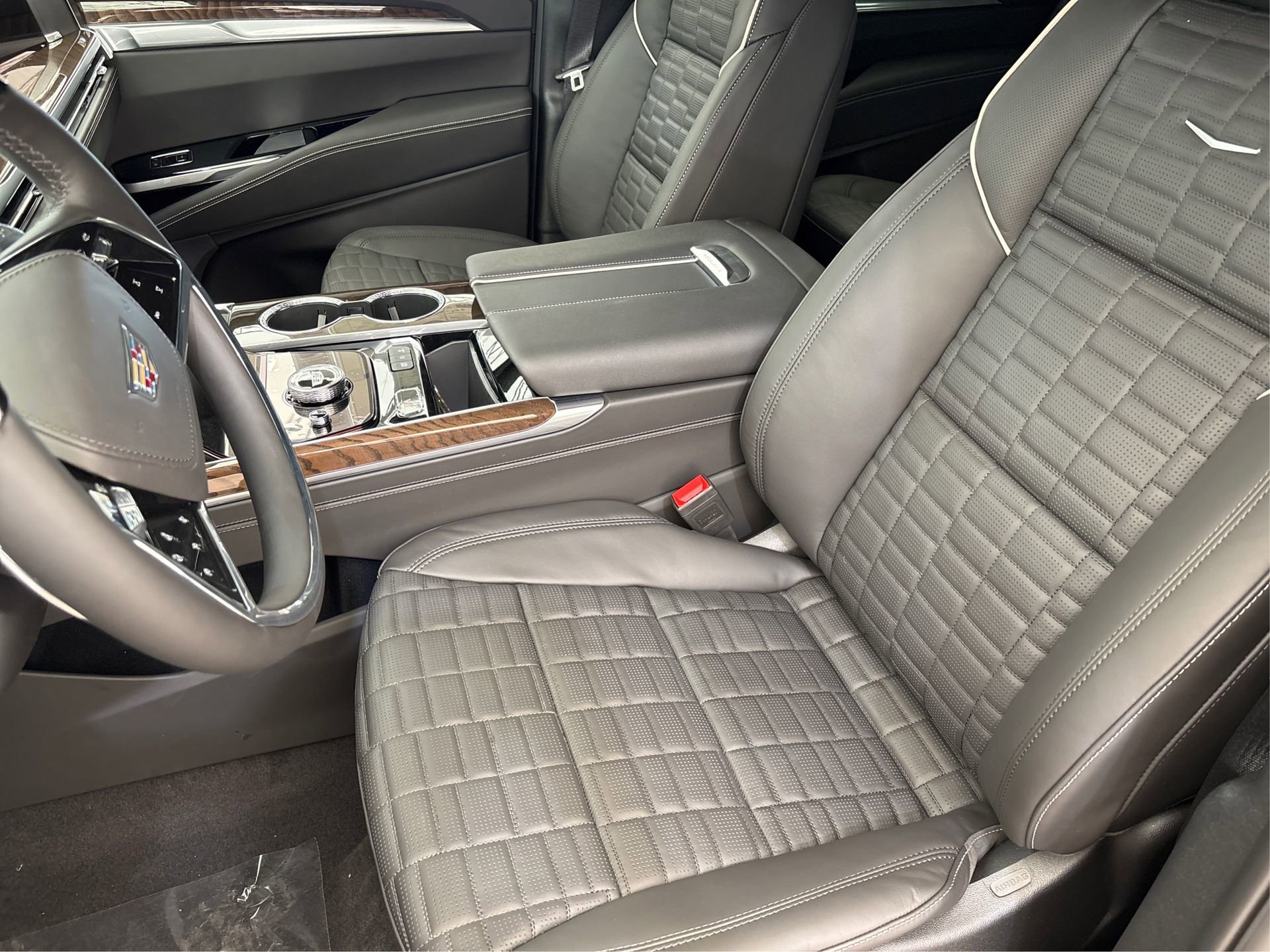 New 2025 Cadillac Escalade Sport Platinum image 9