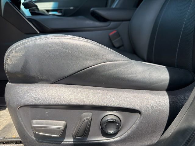 Used 2021 Toyota Venza Limited w/ Advanced Technology Package AWD/4WD image 19