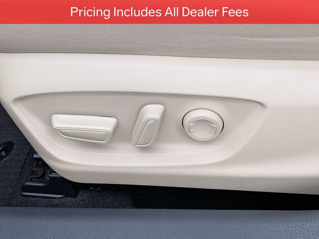 Used 2023 Toyota Camry LE w/ Convenience Package FWD image 21