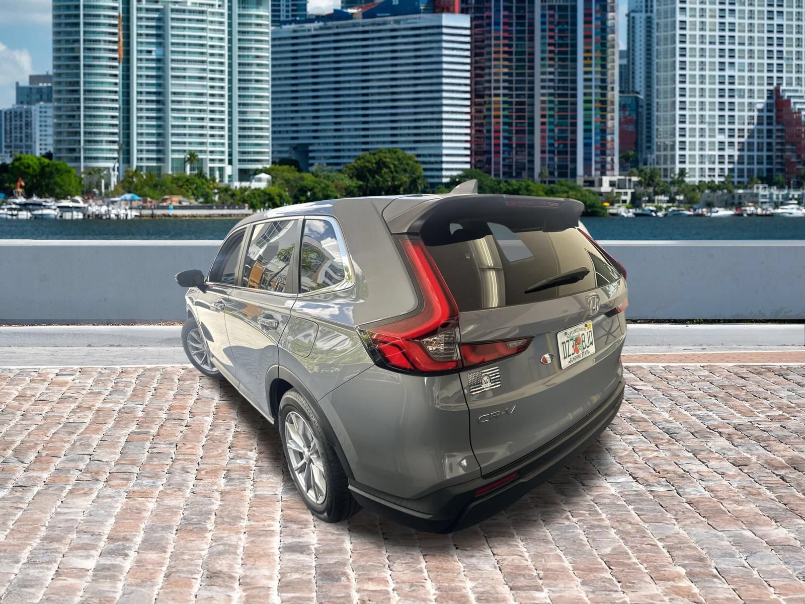 Used 2023 Honda CR-V EX image 4