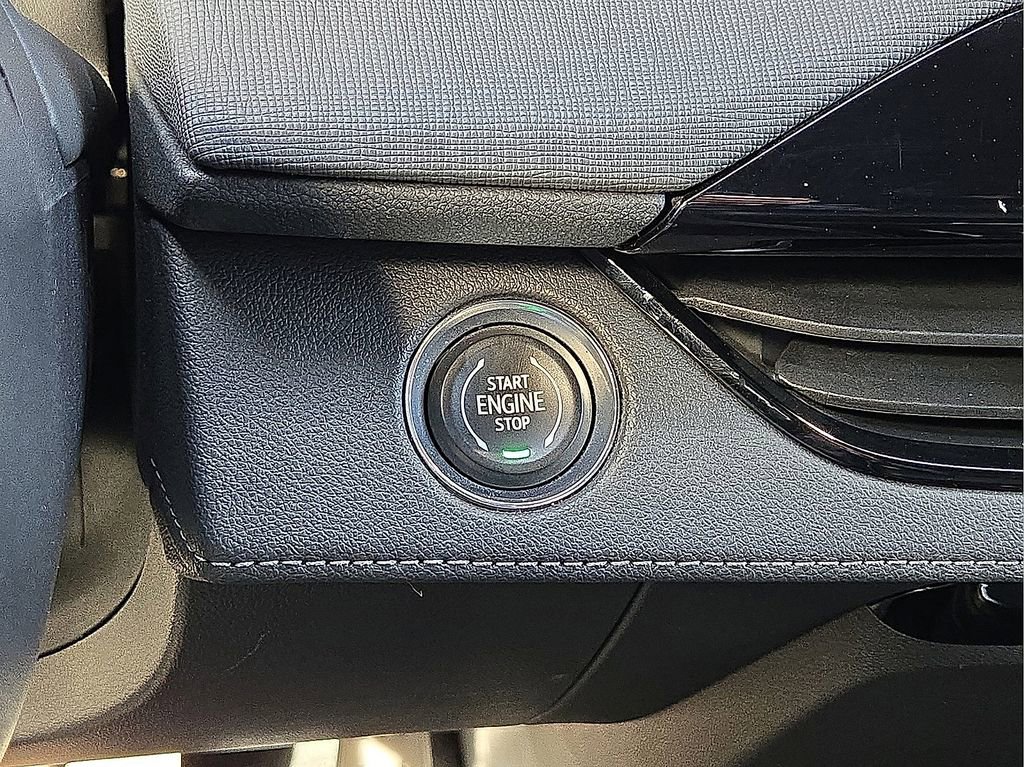 Used 2025 Buick Enclave Preferred image 32