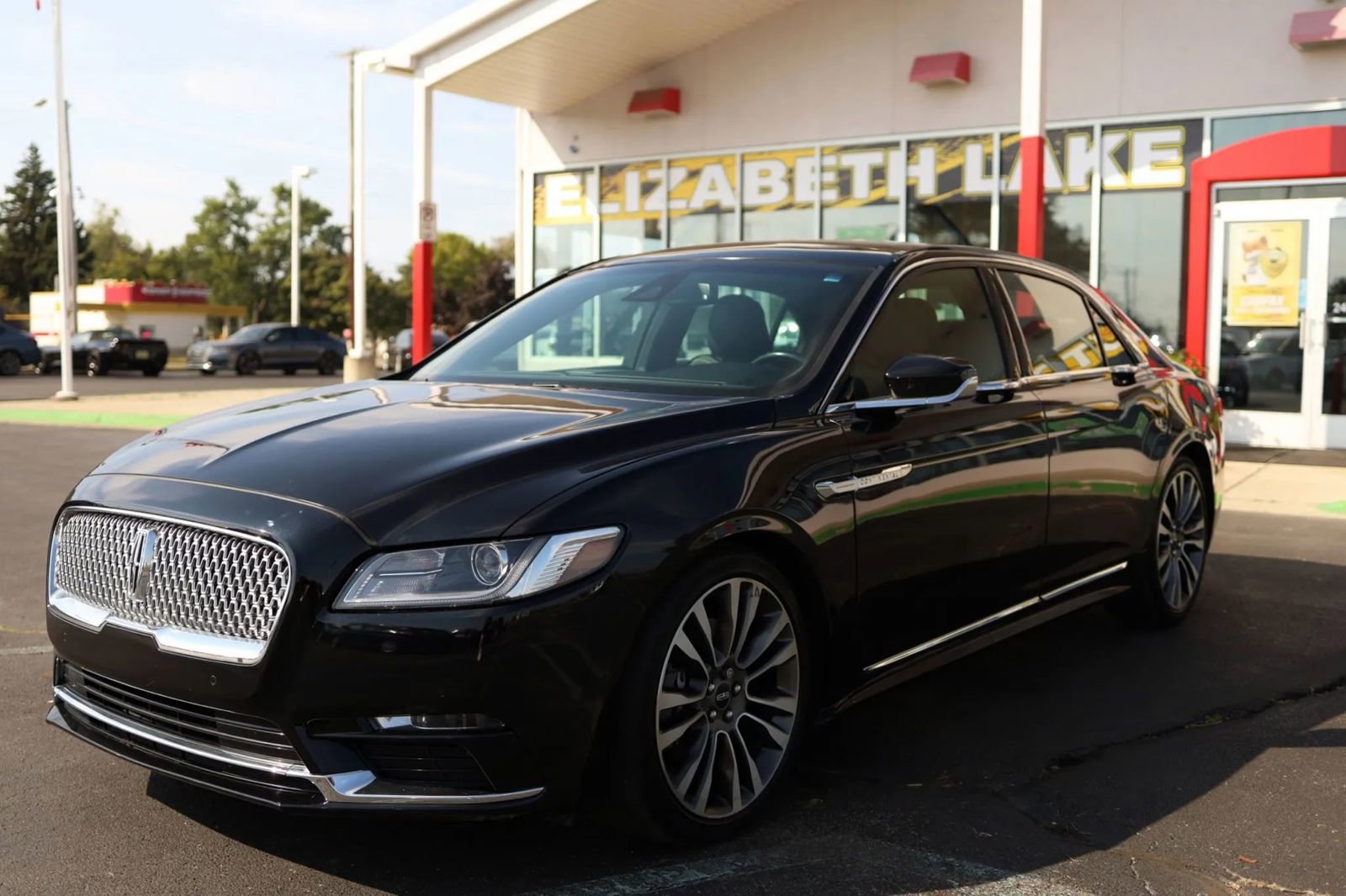 Used 2019 Lincoln Continental Select w/ Continental Climate Package