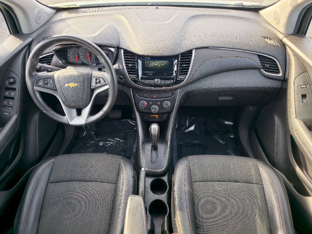 Certified 2019 Chevrolet Trax LT w/ LT Convenience Package FWD image 33