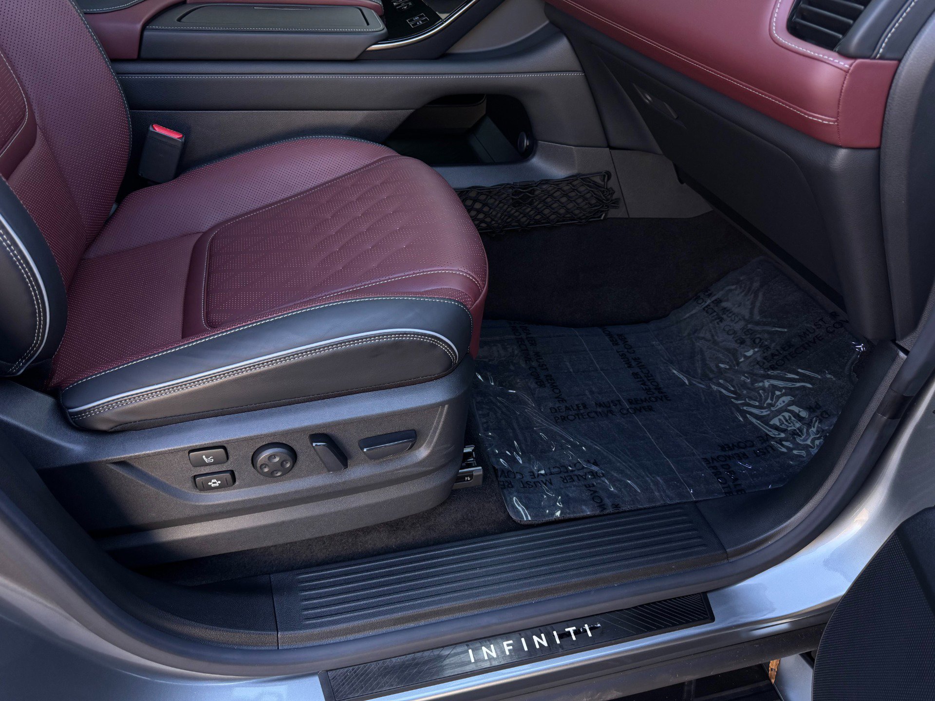 Used 2025 INFINITI QX80 Autograph w/ Autograph Exterior Package image 27