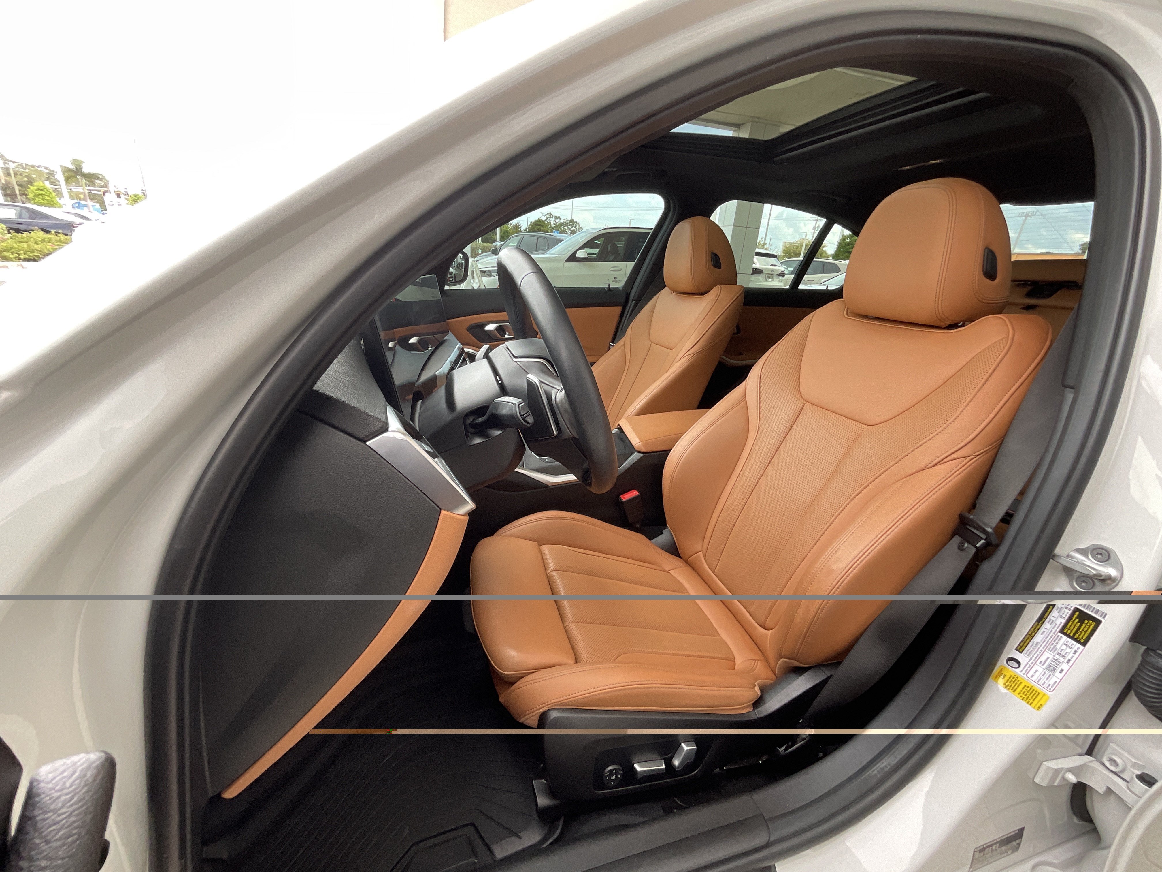 Used 2023 BMW 330i Sedan RWD image 11