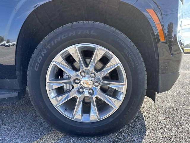 New 2026 Chevrolet Suburban Premier image 7