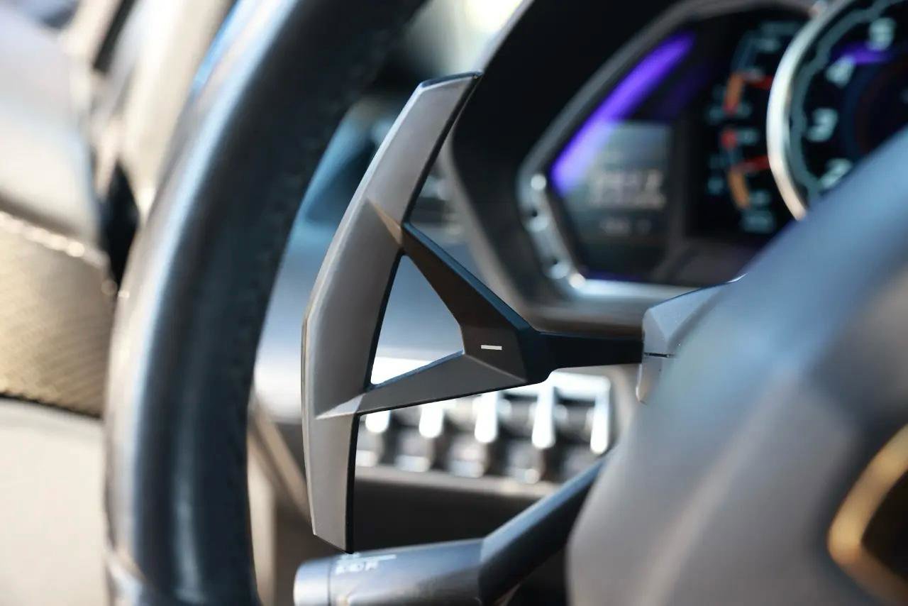 Used 2012 Lamborghini Aventador LP 700-4 image 23